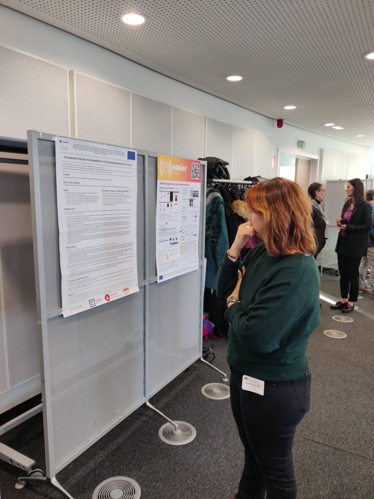 A lunchtime session of poster presentations and demonstrations